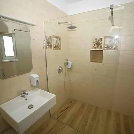 Pensiunea Zbor 3*