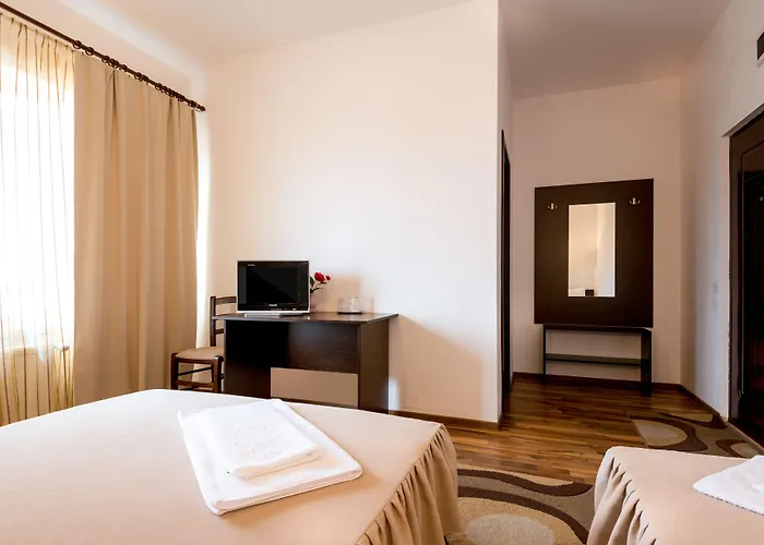 게스트하우스 Pensiunea Zbor 3*